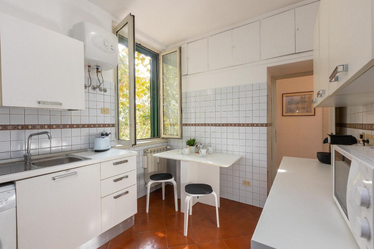 Ginori Apartment-Rental In Рим Екстериор снимка