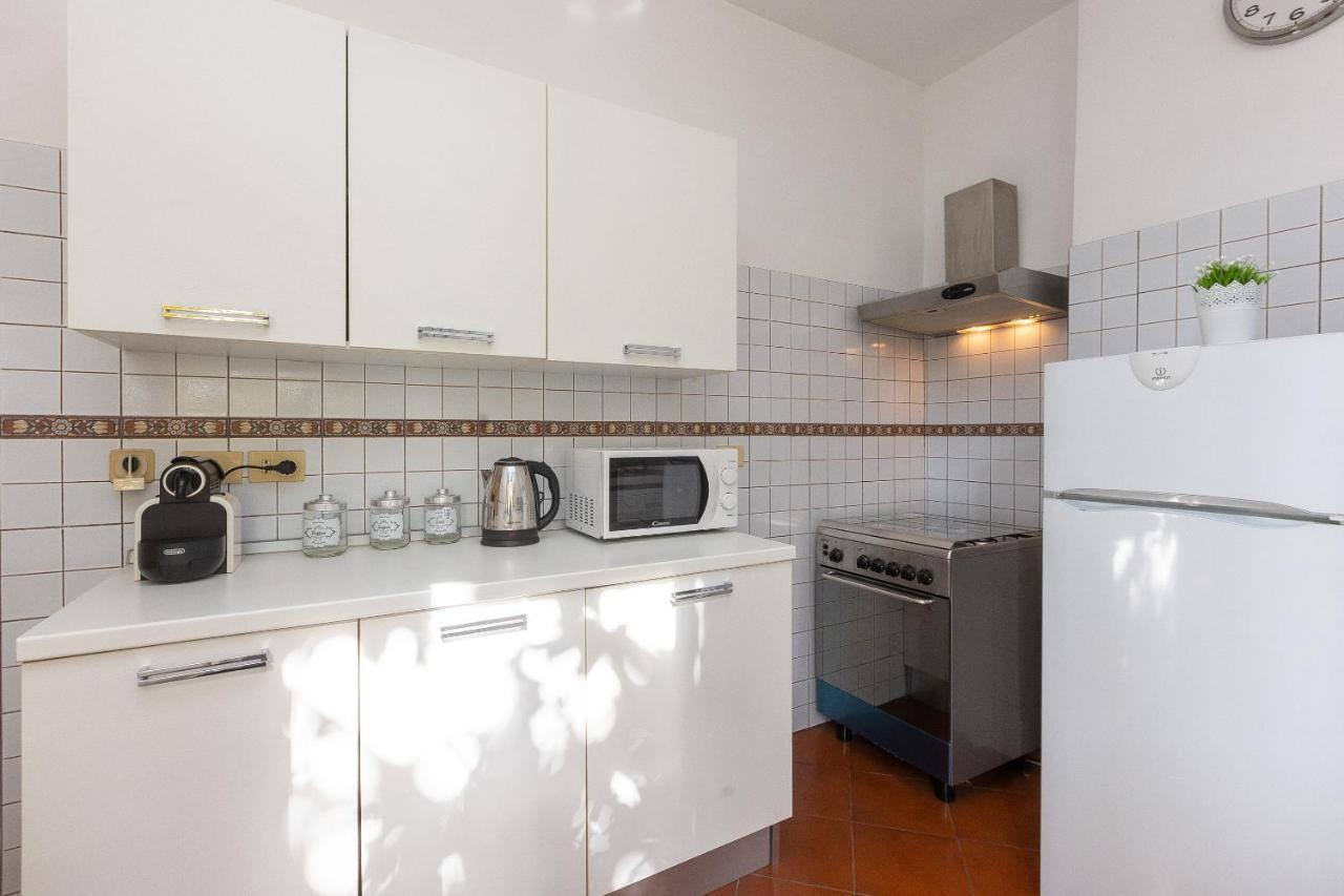 Ginori Apartment-Rental In Рим Екстериор снимка